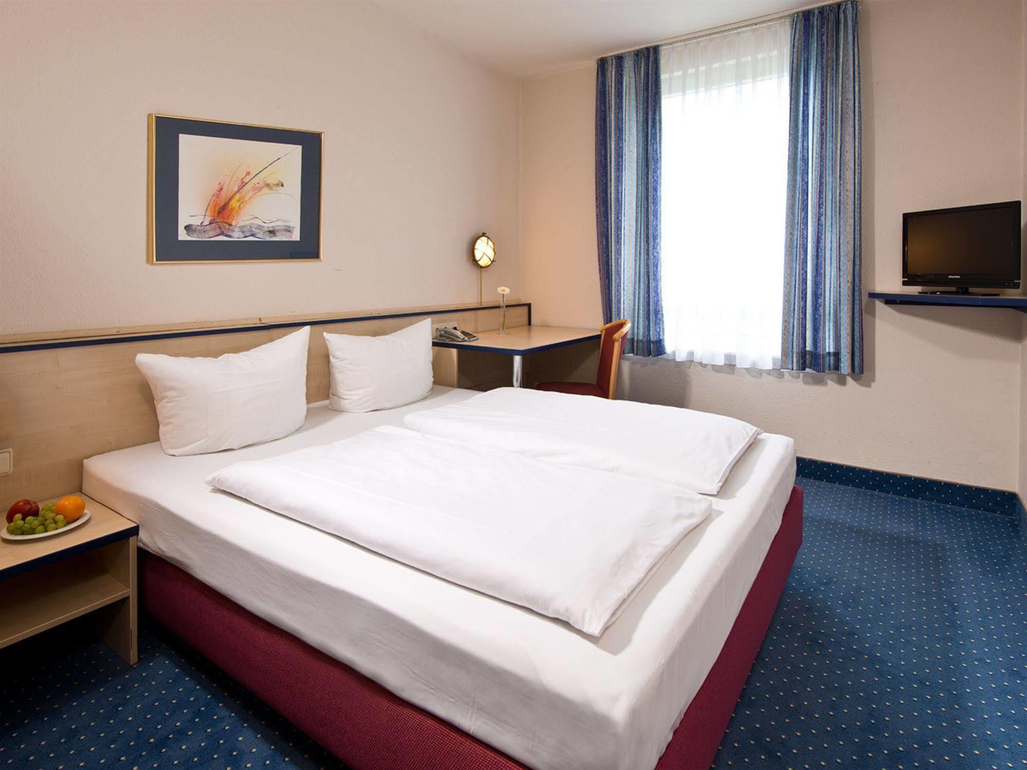 Dormero Hotel Hoyerswerda Extérieur photo